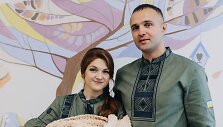 Marjana Mamonova su vyru Vasyliu ir dukrele Ana