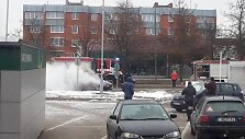 Degantis &bdquo;Volkswagen&ldquo; degalinėje