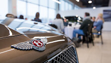 Vilniuje atidarytas &bdquo;Bentley&ldquo; automobilių salonas