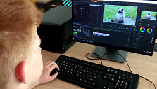 Naujiems mokslo metams artėjant: kada verta vaikui pirkti naują kompiuterį?