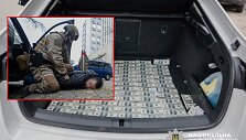 Sukčiai už 100 tūkst. siūlė įdarbinti Ukrainos prezidentūroje_ policija rado pilną bagažinę dolerių