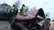 &bdquo;Volkswagen&ldquo; ir BMW avarija Panevėžyje