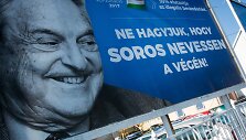 Prie&scaron; George'ą Sorosą nukreipta reklaminė kampanija Vengrijoje