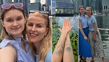 Rūtos Mikelkevičiūtės atostogos su dukra Singapūre