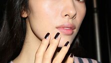 &bdquo;Vera Wang&ldquo; modelio nagai
