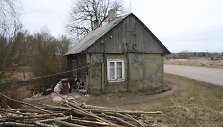 J.Daktaro trobelė Balčiuose i&scaron; tolo liudija baisų skurdą