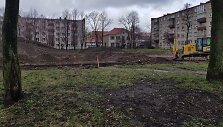 Stadione prie Vitės progimnazijos keičiamas chromu užter&scaron;tas gruntas.