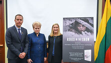 Dalia Grybauskaitė dalyvavo filmo &bdquo;Tarp pilkų debesų&ldquo; pristatyme Jungtinių Valstijų Kapitolijuje