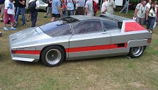 Navajo nė i&scaron; tolo nepriminė 33 Stradale, kurio pagrindu buvo sukurtas. (edvvc, Wikimedia(CC BY 2.0)
