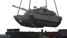 Bradley &scaron;arvuota kovos ma&scaron;ina &bdquo;Bradley Fighting Vehicle&ldquo; 