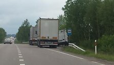 Sustojęs pačioje stotelėje. Kur žmonėms laukti autobuso?