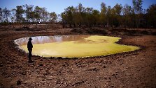 7 metus sausros kamuojamas Stounhendžas Australijoje