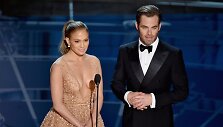 Jennifer Lopez ir Chrisas Pine'as