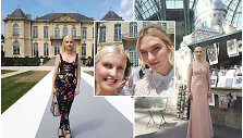Marija Lama Paryžiaus auk&scaron;tosios mados savaitėje susipažino su modeliu Karlie Kloss