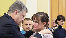 Petro Poro&scaron;enka su į nelaisvę paimtų jūreivių artimaisiais