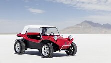 Meyers Manx &ndash; pirmasis bagis, nuo kurio prasidėjo visai nauja automobilių kultūros &scaron;aka. (Volkswagen nuotrauka)
