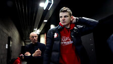 Artūras Gudaitis ir &bdquo;Olimpia&ldquo; klubo atstovas