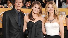 Kevinas Baconas ir Kyra Sedgwick su dukra Sosie Bacon