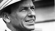 Prie&scaron; 98-erius metus gimė Frankas Sinatra