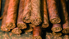 Rankų darbo &scaron;vieži cigarai