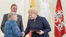 Prezidentė įteikė Žūvančiųjų gelbėjimo kryžius