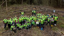 Mi&scaron;kasodyje dalyvavę &bdquo;Herbalife&ldquo; nepriklausomi partneriai pagerino savo pačių rekordą &ndash; pasodino vir&scaron; 3 tūkst. medžių