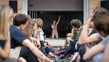 Akimirka i&scaron; pernai depe vykusio Linos Lapelytės performanso