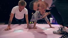 Donatas Montvydas su mokiniais