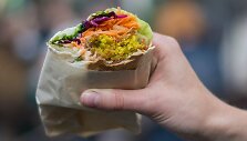 Falafelių suktinukas festivalyje &bdquo;Vegfest LT&ldquo;