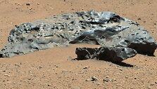 Marsaeigio &bdquo;Curiosity&ldquo; atrastas geležies meteoritas