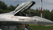 NATO bazėje nusileido &scaron;e&scaron;i Portugalijos naikintuvai F-16