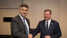 Andrejus Plenkovičius, Saulius Skvernelis