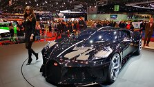 &bdquo;Bugatti&ldquo; Ženevoje pristatė  naują automobilį&bdquo;La Voiture Noire&ldquo; už 11 mln. eurų