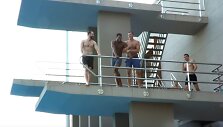 Žalgiriečiai i&scaron;bandė &scaron;uolius į vandenį