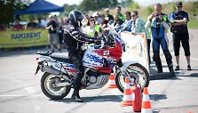 Pirmąkart &bdquo;Moto Fiestoje&ldquo; &ndash; vairavimo instruktorių ir elektrinių motociklų varžybos