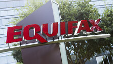 &bdquo;Equifax&ldquo;