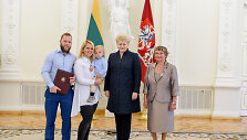 Prezidentė įteikė Žūvančiųjų gelbėjimo kryžius