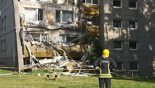 Vilniaus Lazdynų rajone nulūžo daugiabučio balkonas