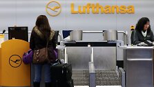 &bdquo;Lufthansa&ldquo; dėl streiko at&scaron;aukė tūkstančius skrydžių.