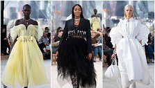 &bdquo;Alexander McQueen&ldquo; 2022 m. pavasario ir vasaros kolekcijos modeliai: centre &ndash; Naomi Campbell