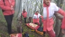 Irano prezidento sraigtasparnio katastrofa: gelbėtojai ne&scaron;a žuvusiųjų kūnus