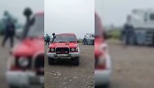 Žemės drebėjimas Rusijoje visureigius supurtė kaip reikiant