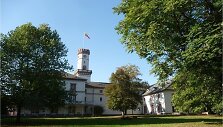 Hiutenfeldo Vasario 16-osios gimnazija 