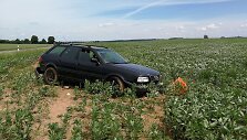 Jonavos rajone &bdquo;Audi&ldquo; nuvažiavo į griovį