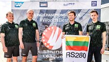 Lietuvos atstovų komandos &bdquo;RS280&ldquo; įgula (i&scaron; kairės): Deividas Galaburda, Raimundas Daubaras, Saulius Pajarskas, Vėjas Pajarskas
