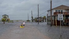 Potvynis JAV / BRANDON BELL / Getty Images via AFP