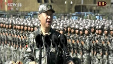 Xi Jinpingas vadovavo kariniam paradui