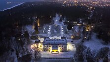 Žiemos &scaron;ventėms pasidabinusi Palanga.