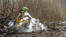 Enduro sezonas prasidėjo &scaron;alia Vievio esančioje &bdquo;Crazy ferma&ldquo;