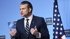 Pete'as Hegsethas / Virginia Mayo / AP